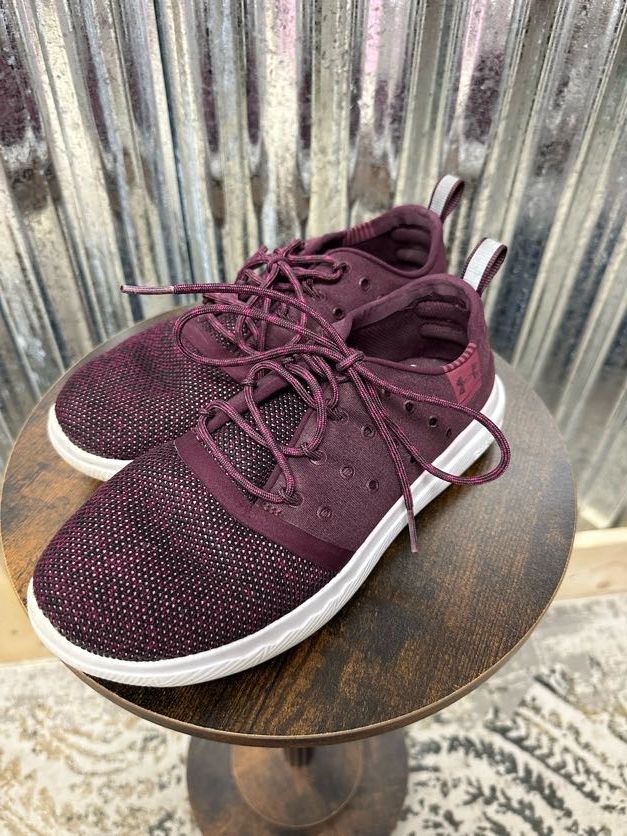 Burgundy Under Armour Tennis Shoes, 6