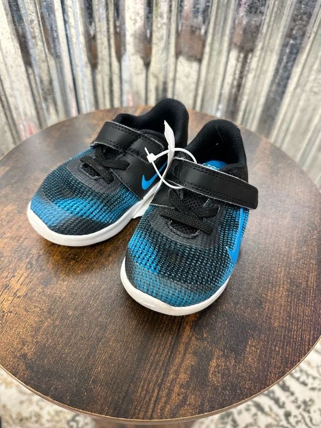 Black And Blue Nike Boys Tennis Shoes, 6C