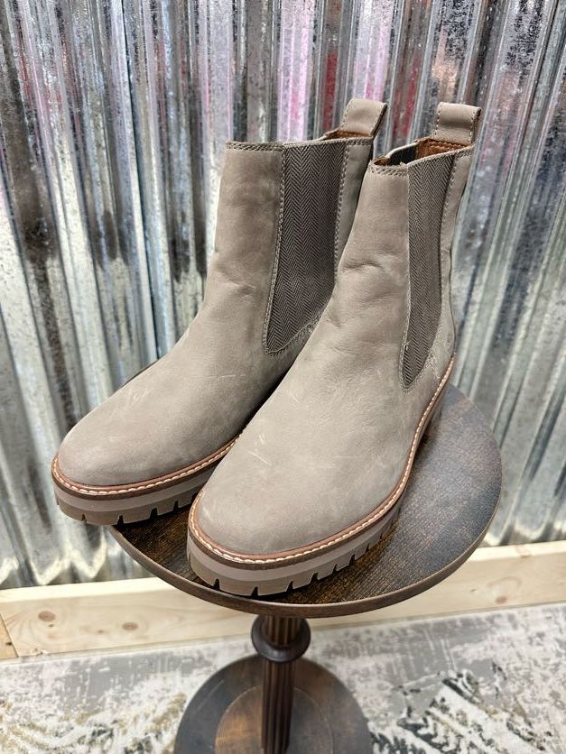 Timberland Pull on Boots, 9