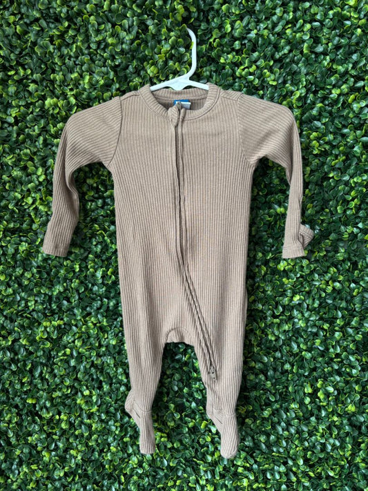 Brown Old Navy Sleeper, 0-3M