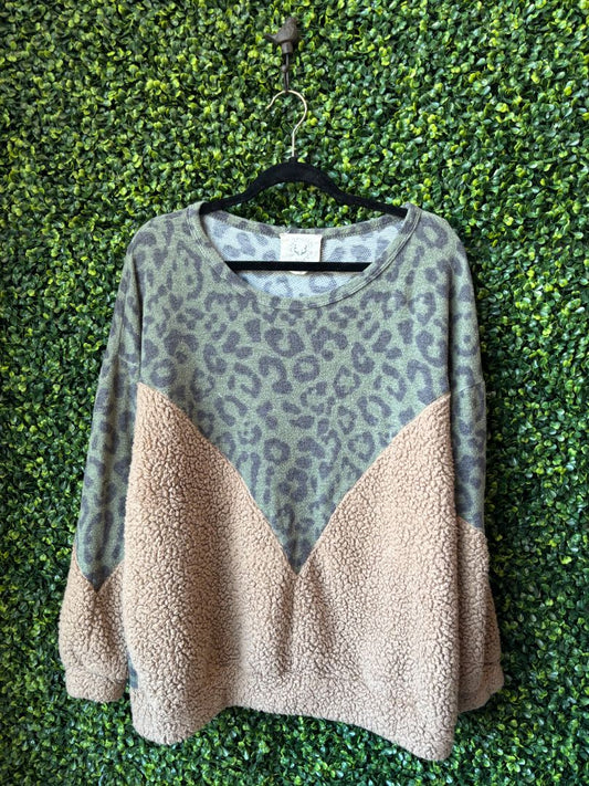 Green Cheetah Long Sleeve, Small